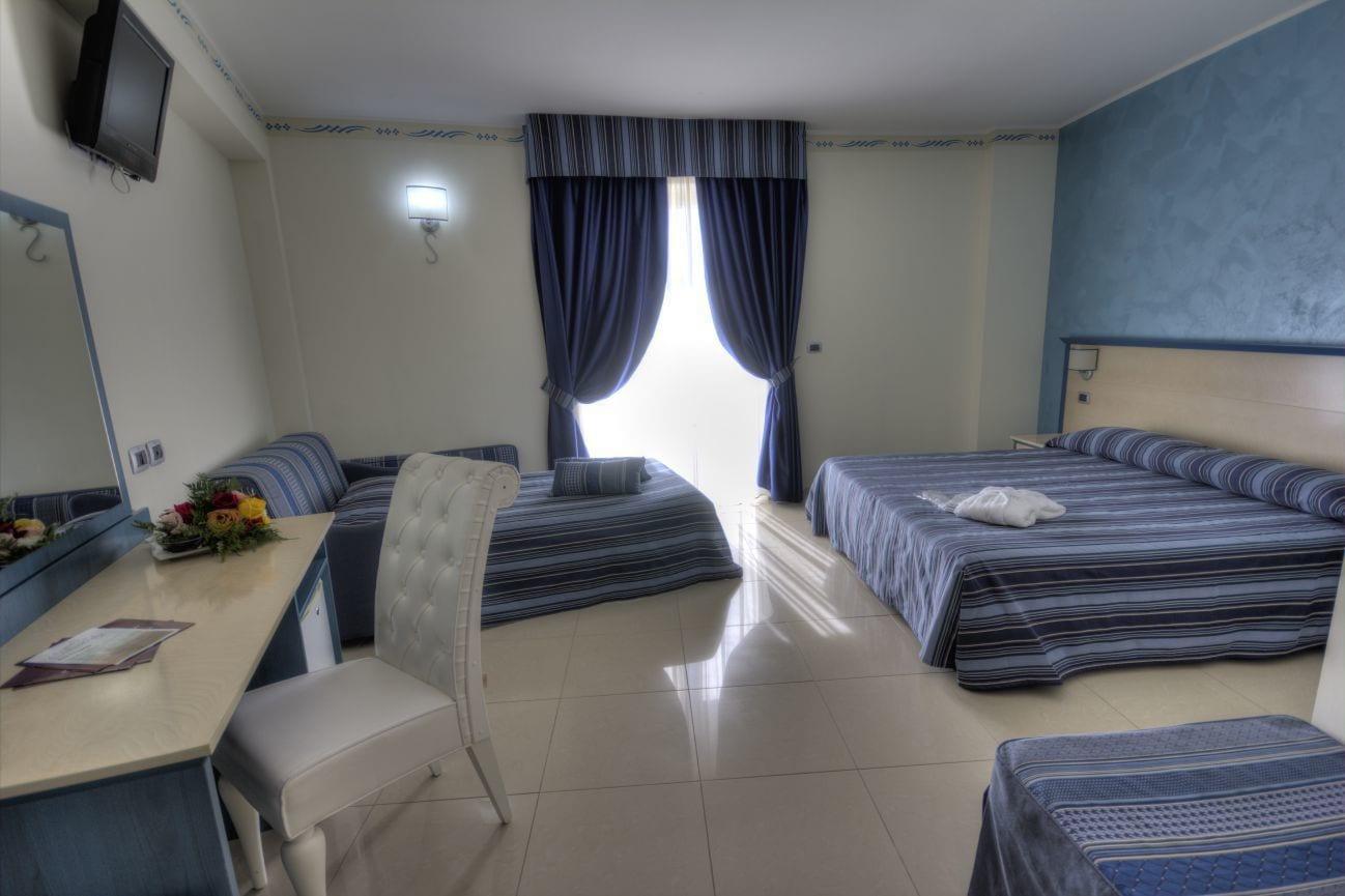 Grand Hotel Dei Cavalieri Maruggio Esterno foto