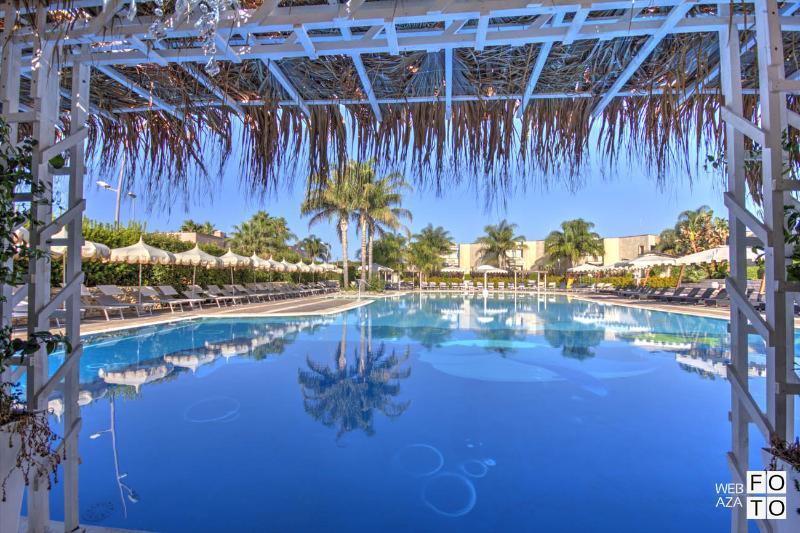 Grand Hotel Dei Cavalieri Maruggio Esterno foto